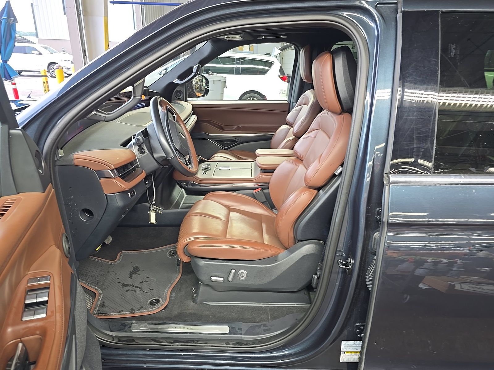 2025 Lincoln Navigator Reserve AWD