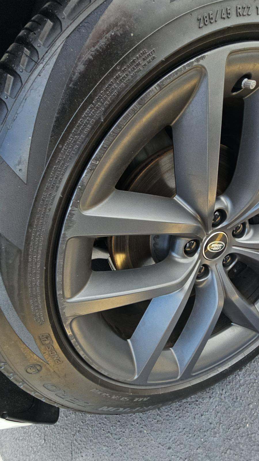 2023 Land Rover Range Rover Sport SE Dynamic AWD