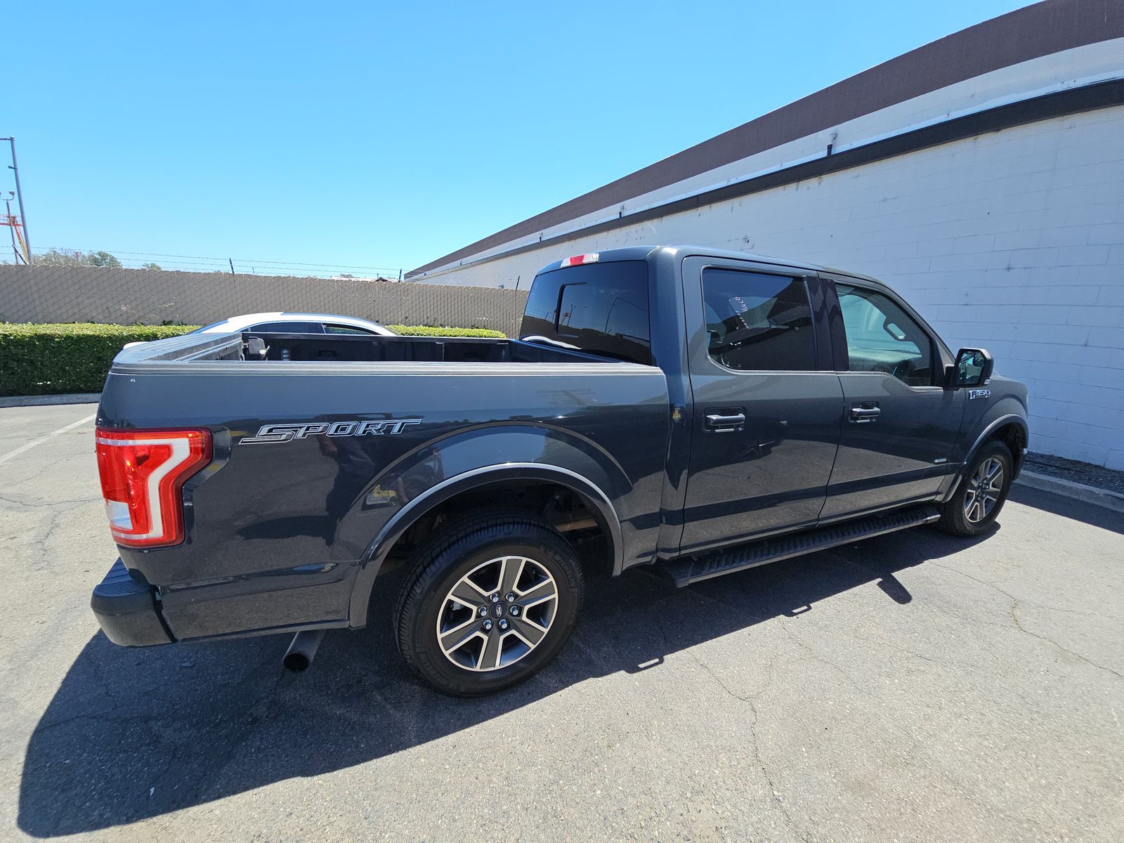 2016 Ford F-150 XLT RWD