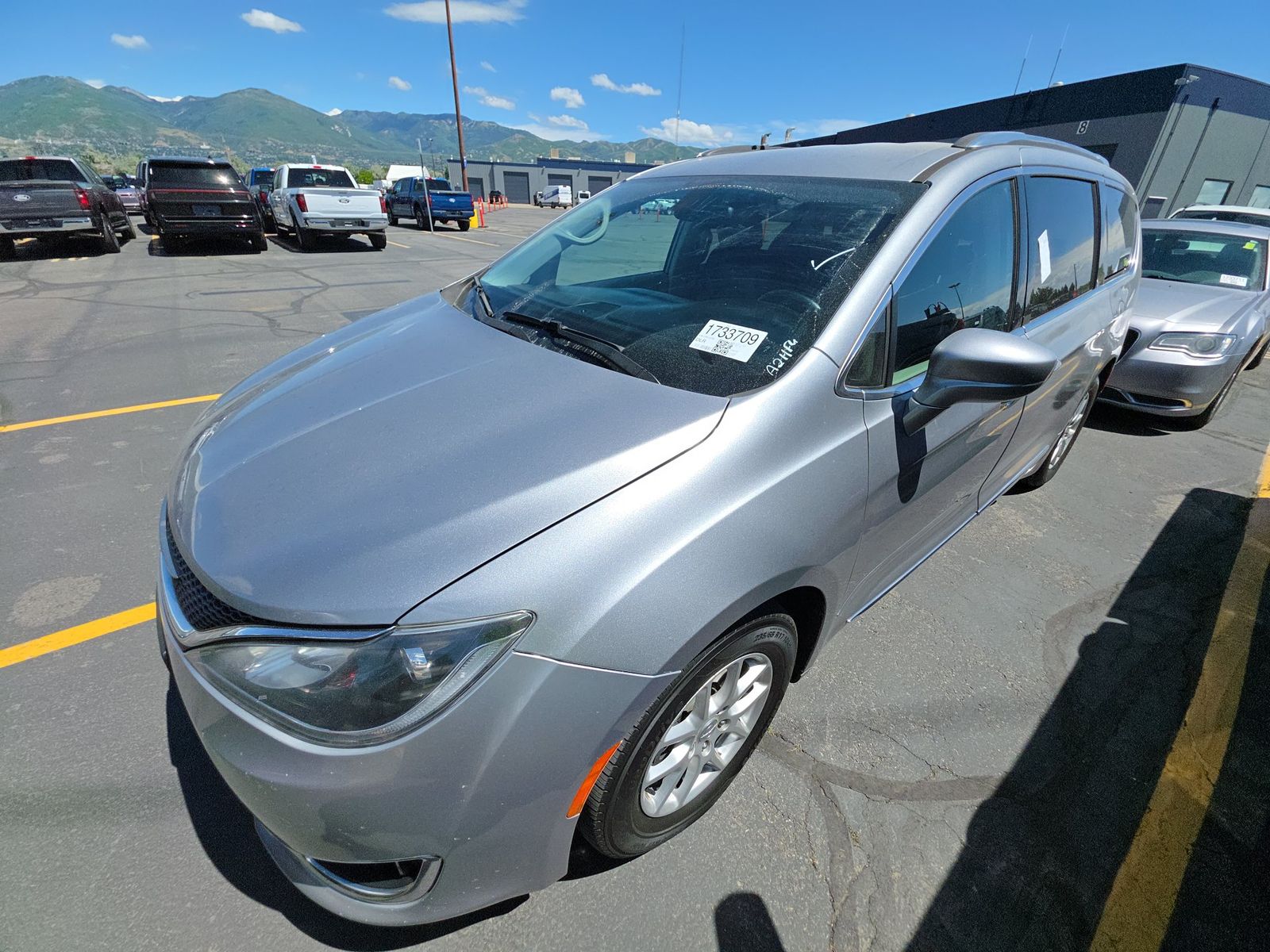 2020 Chrysler Pacifica Touring L FWD