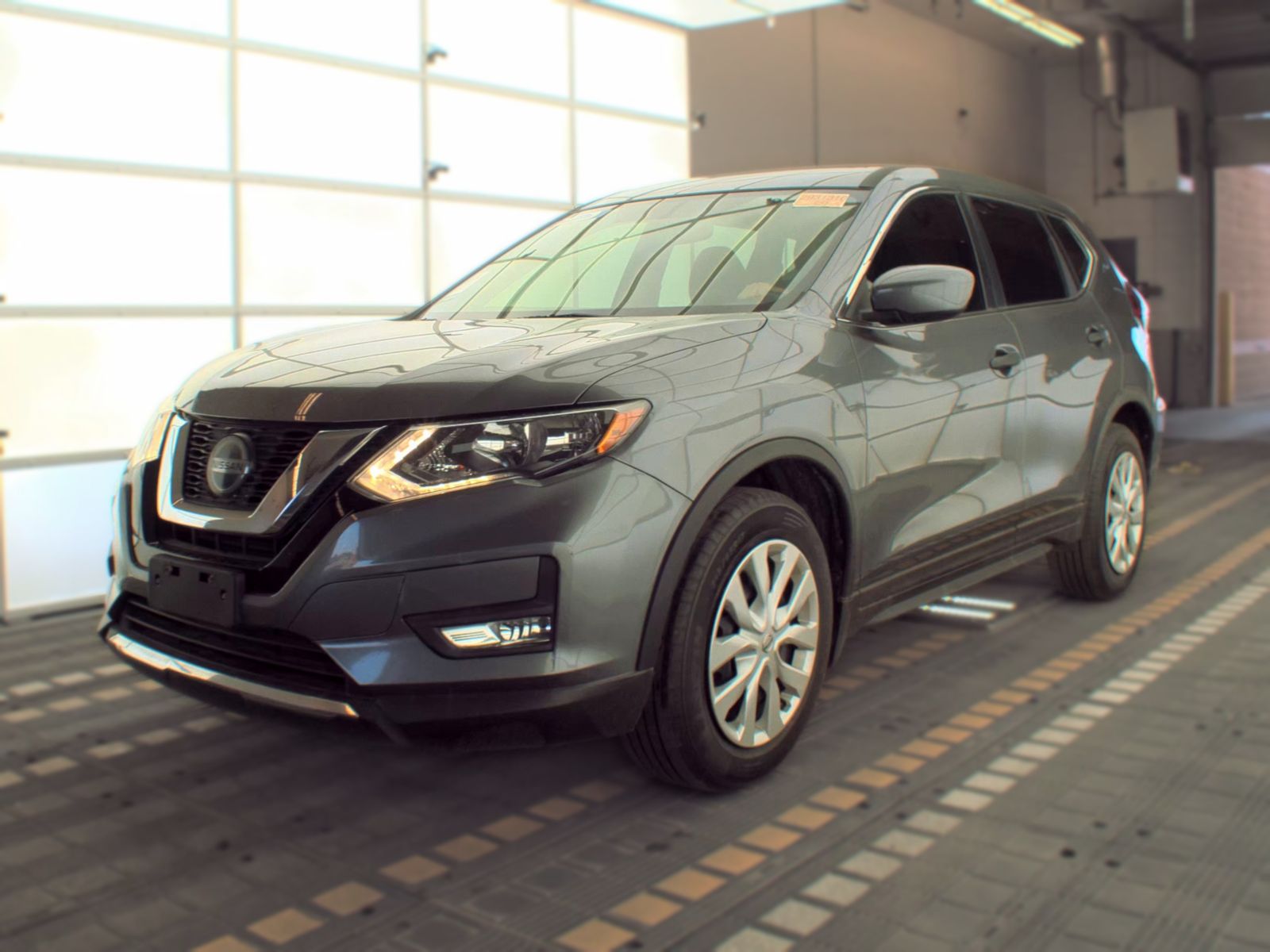 2018 Nissan Rogue S FWD