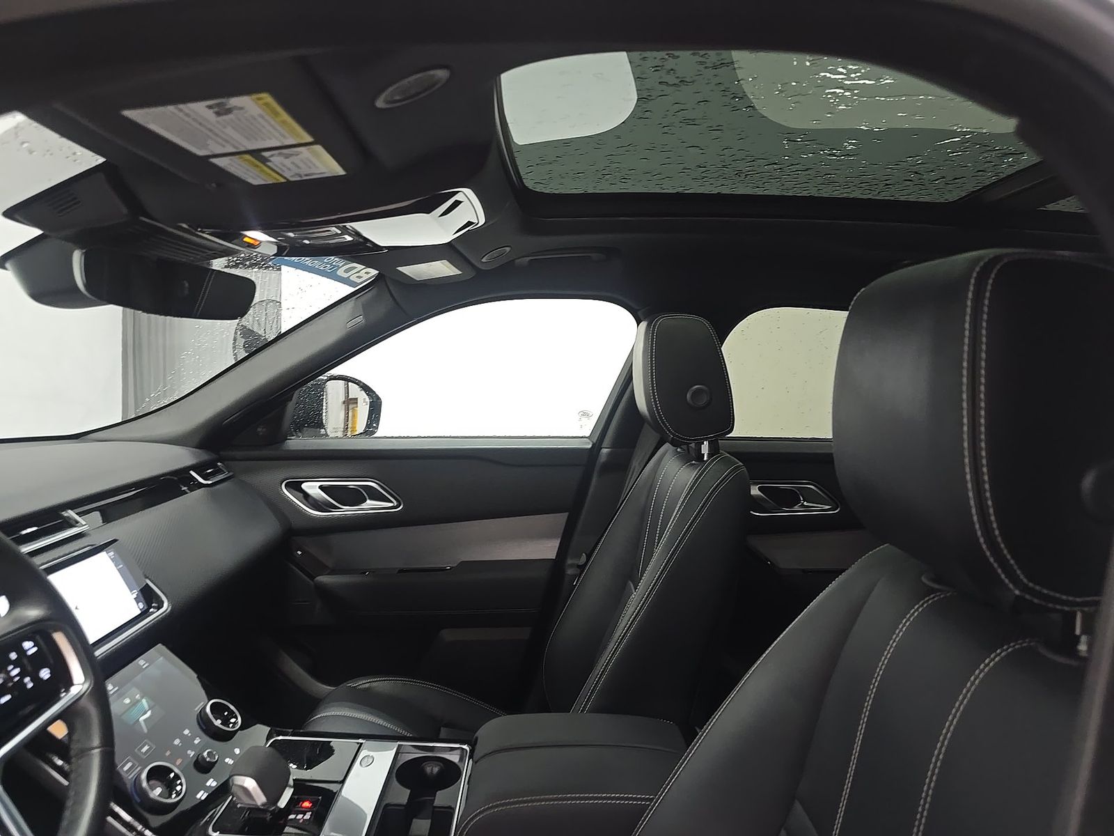 2023 Land Rover Range Rover Velar R-Dynamic S FWD