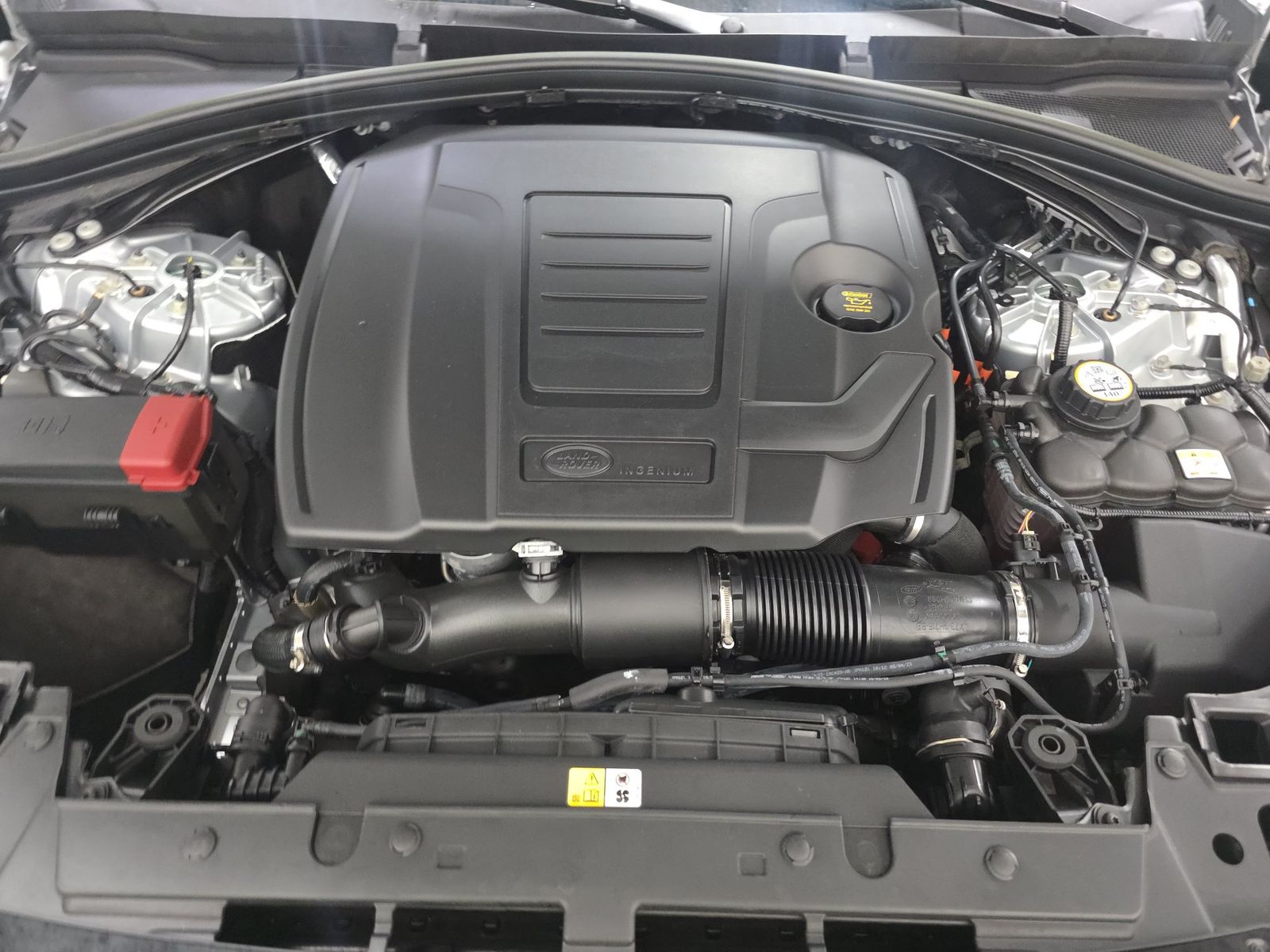 2024 Land Rover Range Rover Velar Dynamic SE FWD