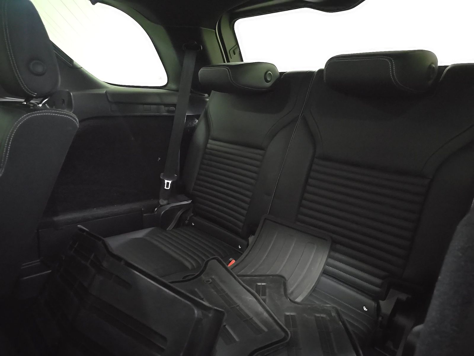 2023 Land Rover Discovery R-Dynamic S FWD
