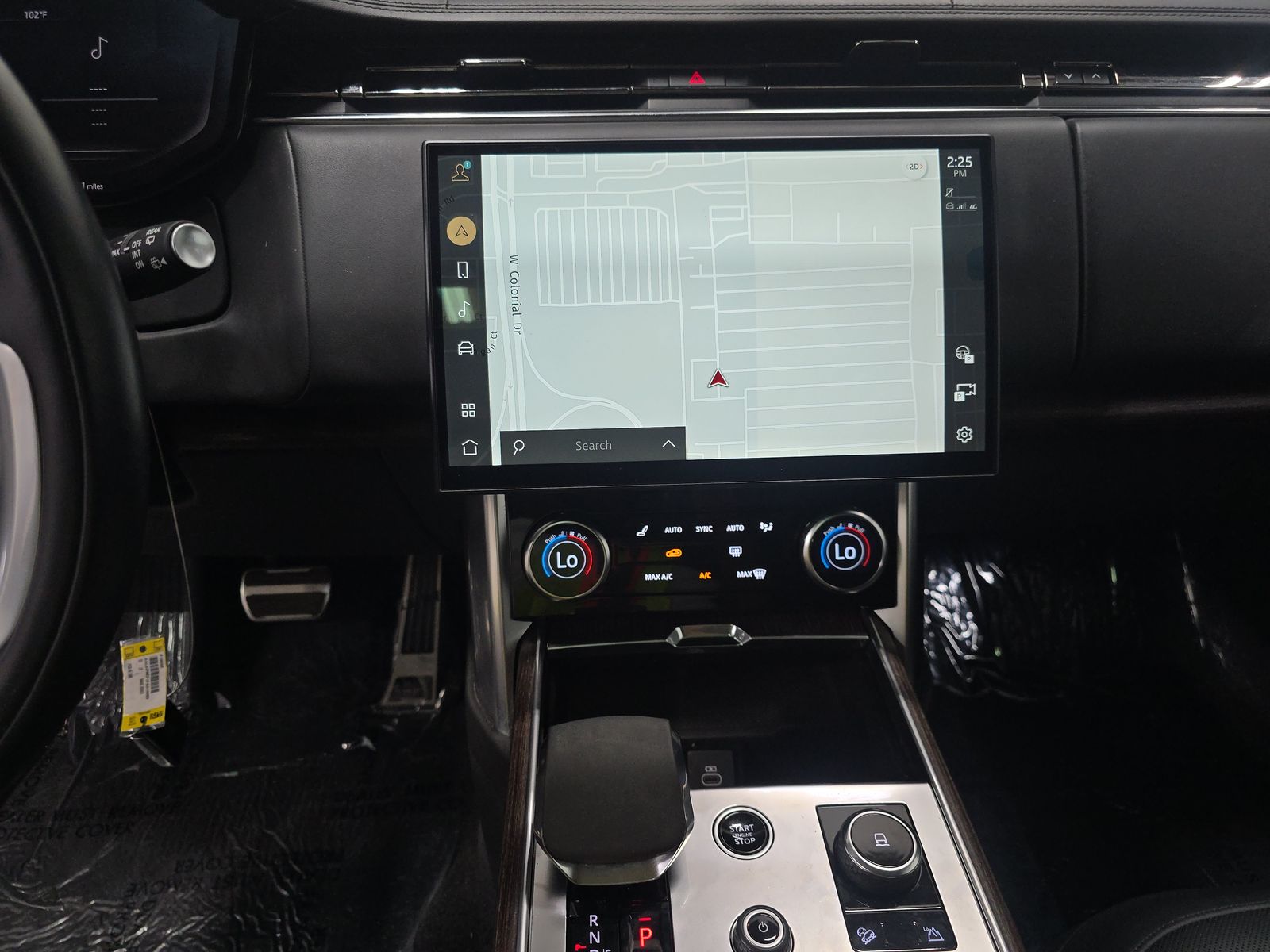 2023 Land Rover Range Rover SE FWD