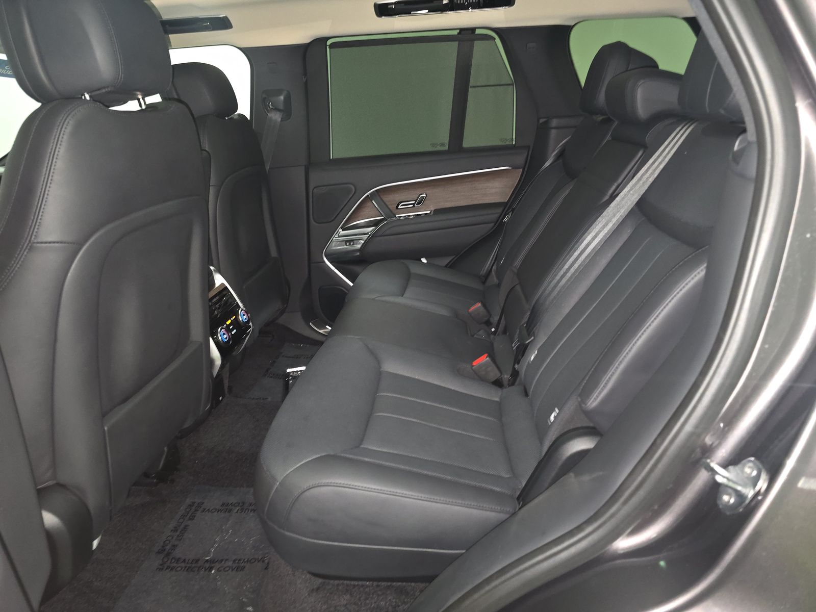 2023 Land Rover Range Rover SE FWD