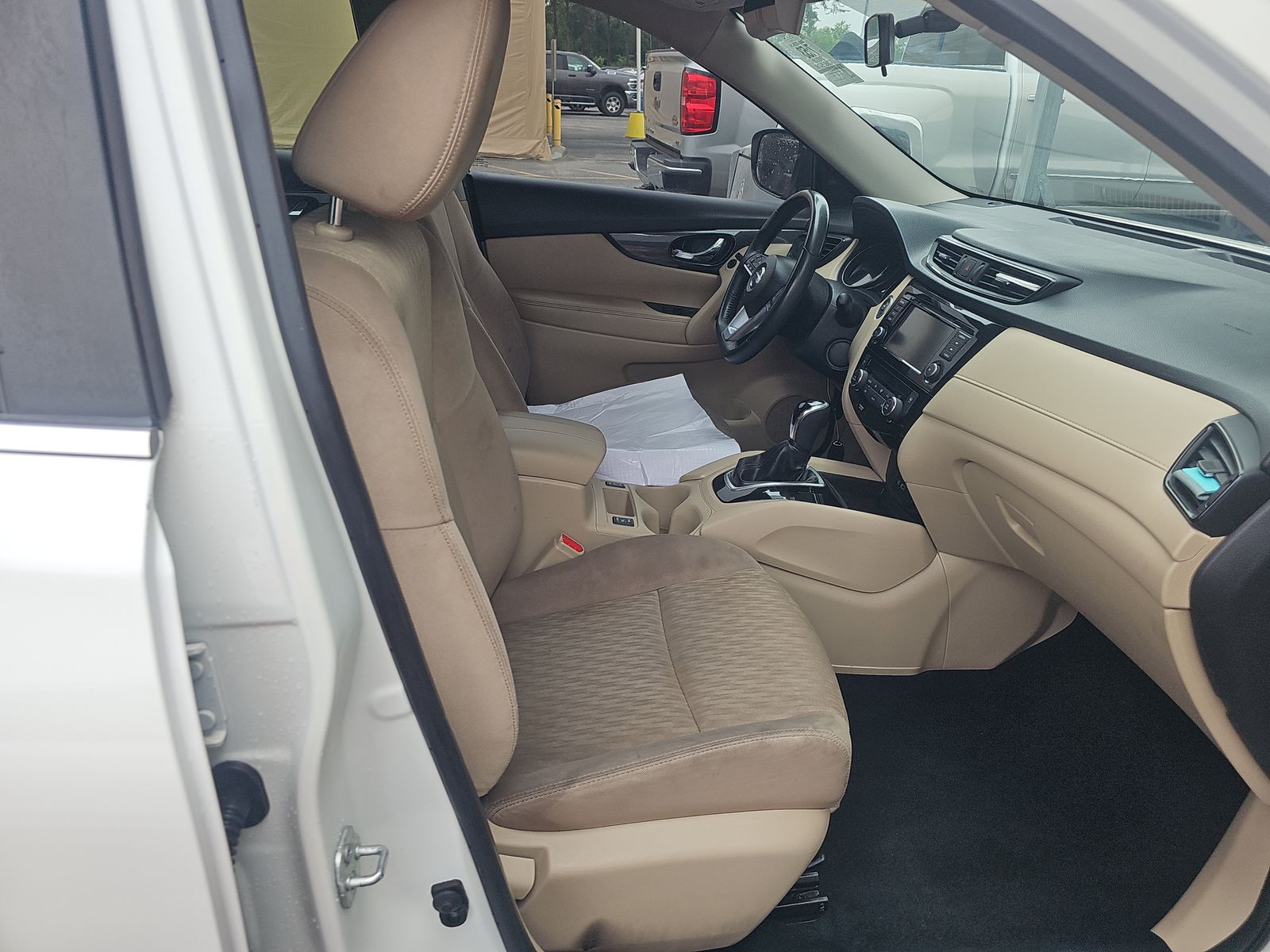 2018 Nissan Rogue SV FWD