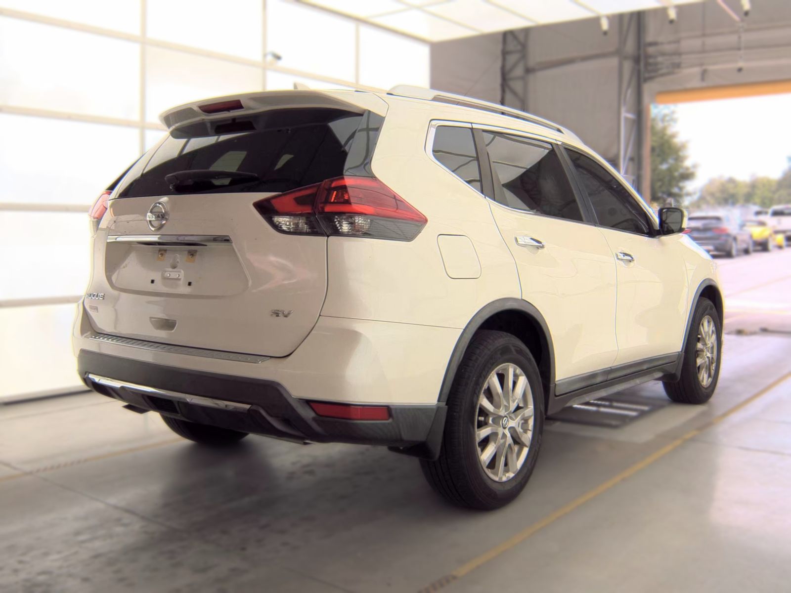 2018 Nissan Rogue SV FWD