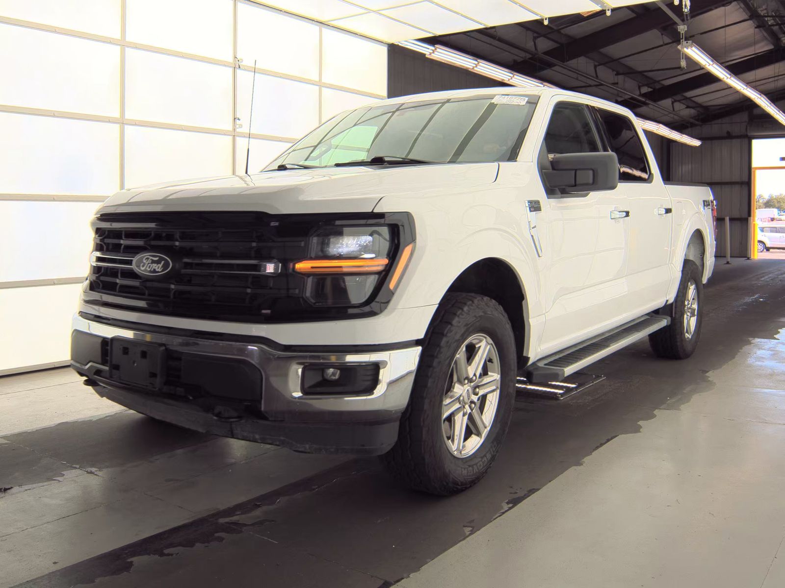 2025 Ford F-150 XLT AWD