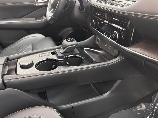 2021 Nissan Rogue Platinum AWD