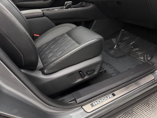 2021 Nissan Rogue Platinum AWD