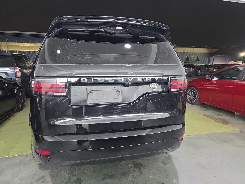 2023 Land Rover Discovery R-Dynamic HSE AWD