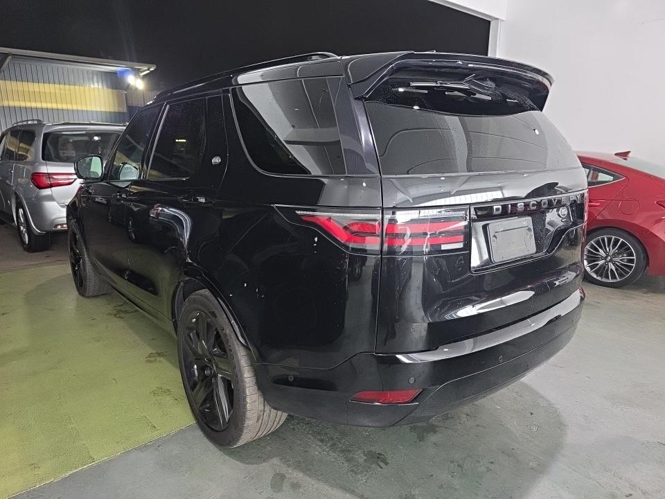 2023 Land Rover Discovery R-Dynamic HSE AWD