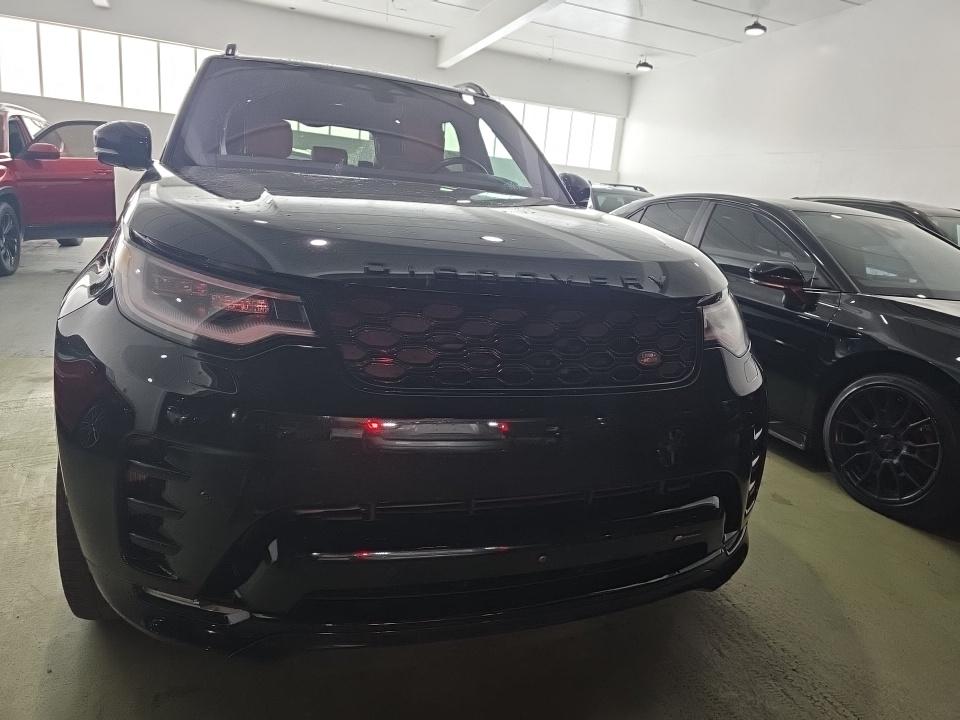 2023 Land Rover Discovery R-Dynamic HSE AWD
