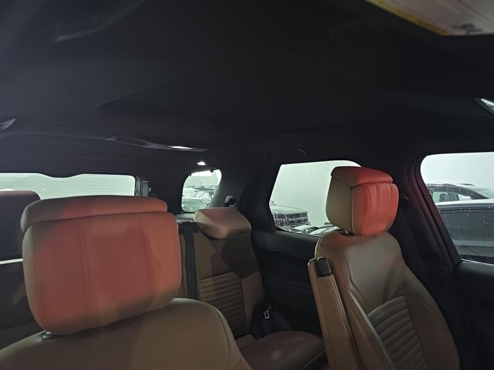 2023 Land Rover Discovery R-Dynamic HSE AWD