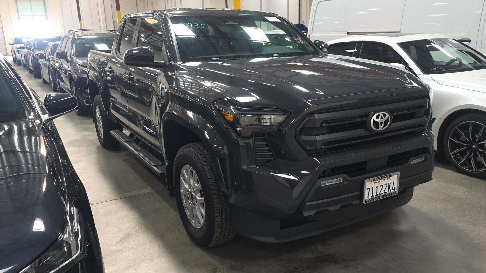 2026 Toyota Tacoma SR5 AWD