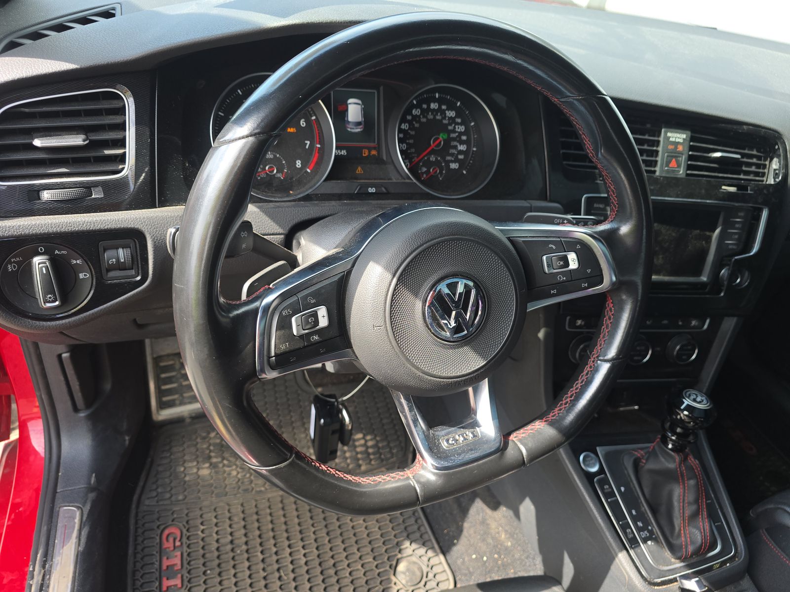 2017 Volkswagen Golf GTI 2.0T SE FWD