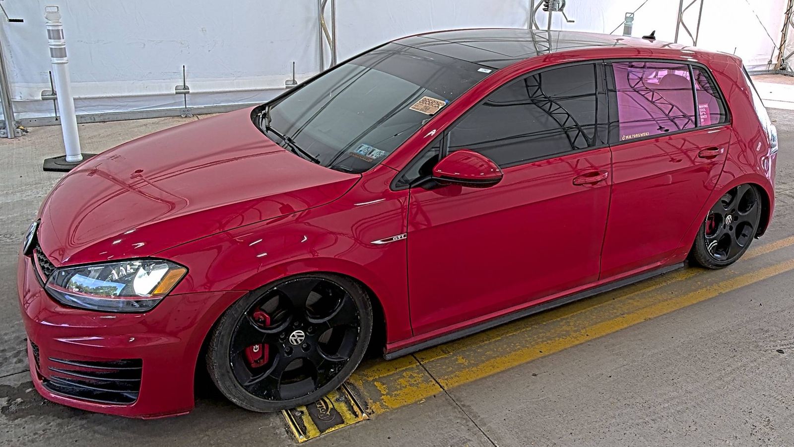 2017 Volkswagen Golf GTI 2.0T SE FWD