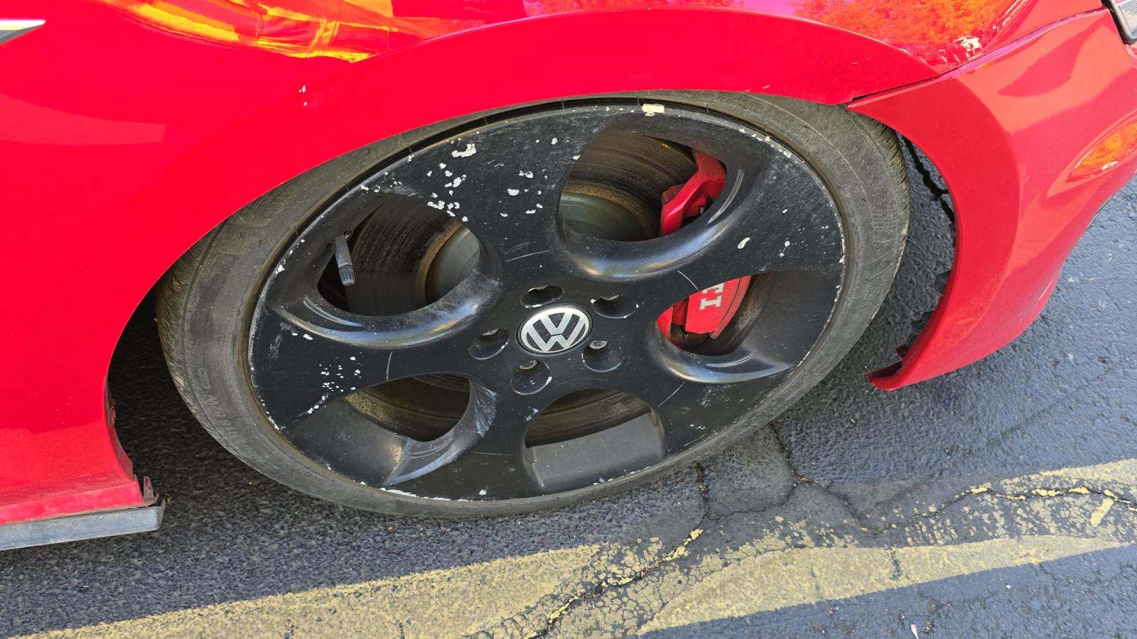 2017 Volkswagen Golf GTI 2.0T SE FWD