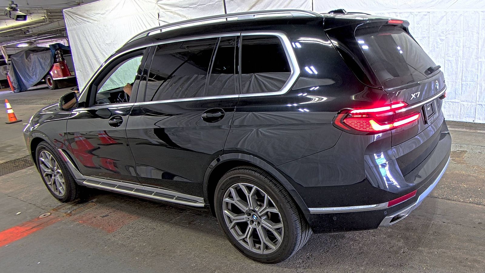 2024 BMW X7 xDrive40i AWD