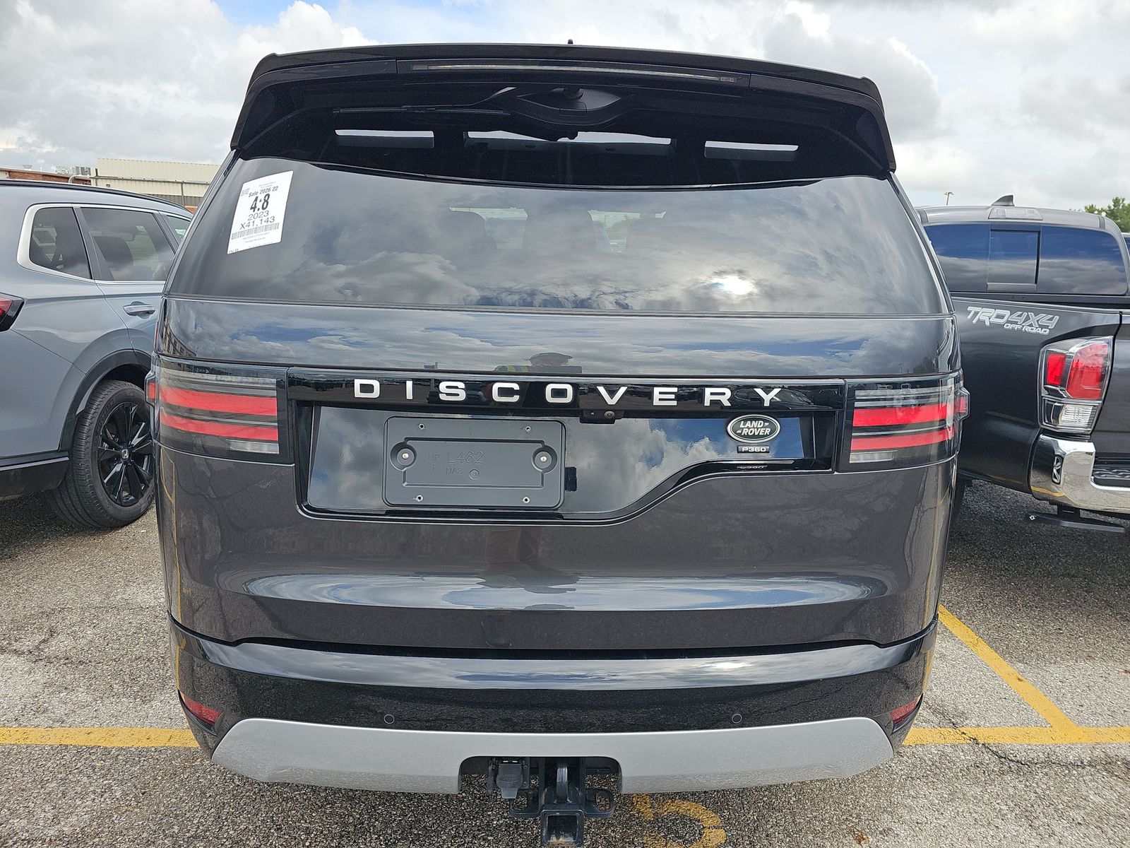 2023 Land Rover Discovery Metropolitan Edition AWD