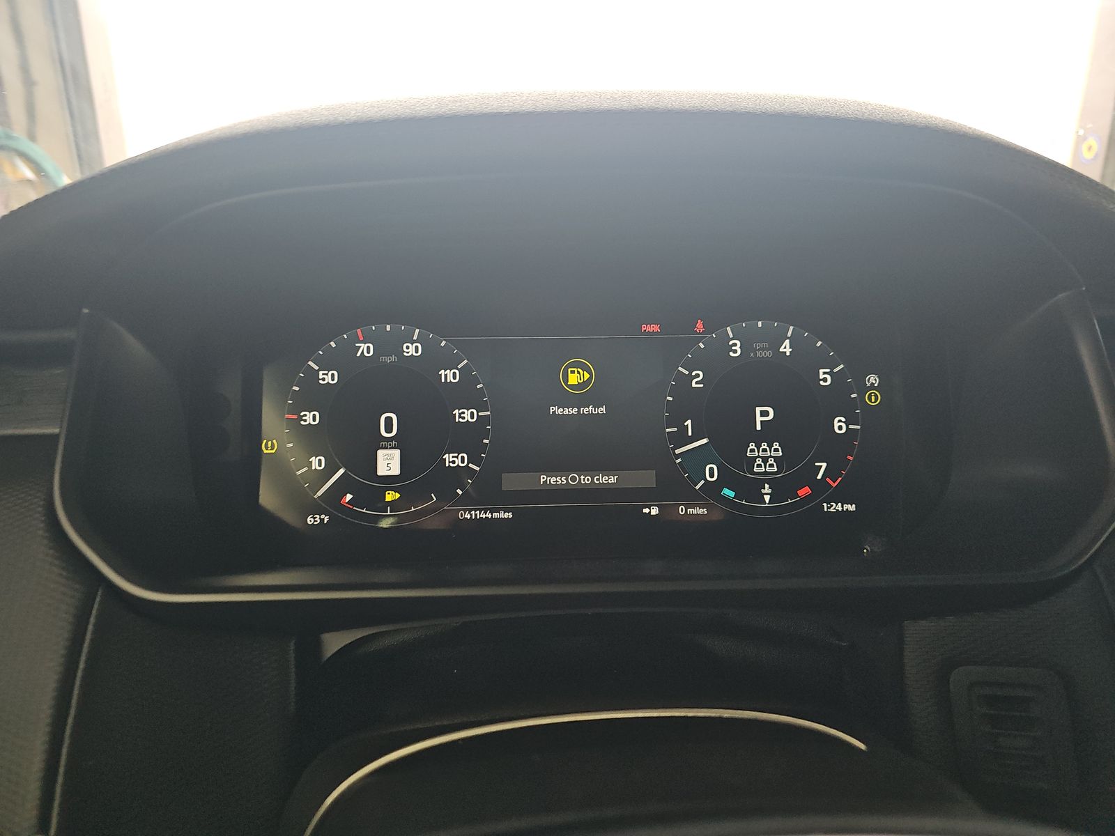 2023 Land Rover Discovery Metropolitan Edition AWD