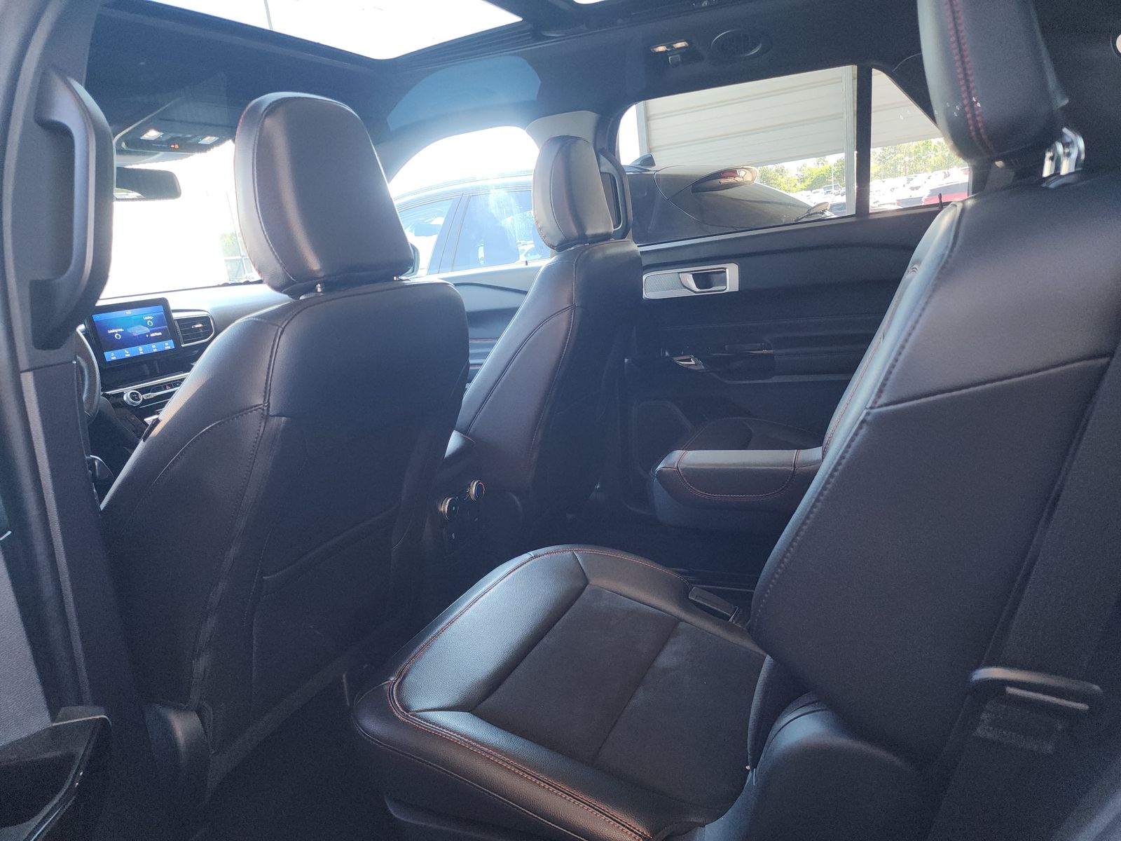 2023 Ford Explorer ST-Line AWD