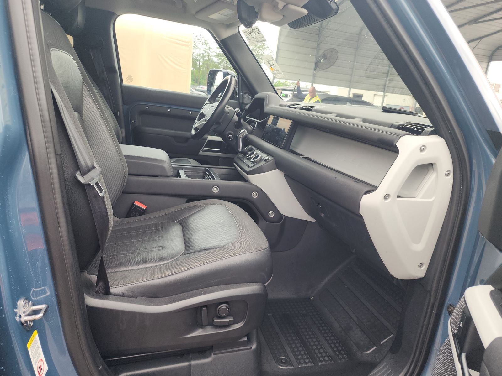 2020 Land Rover Defender 110 SE AWD