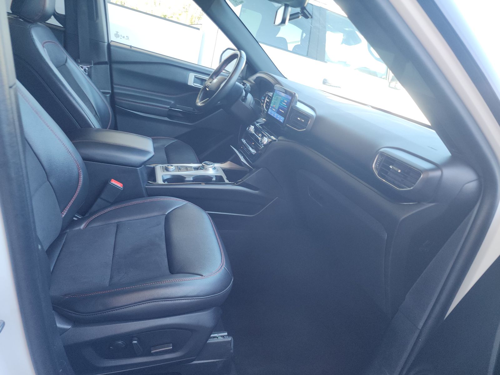 2023 Ford Explorer ST-Line AWD