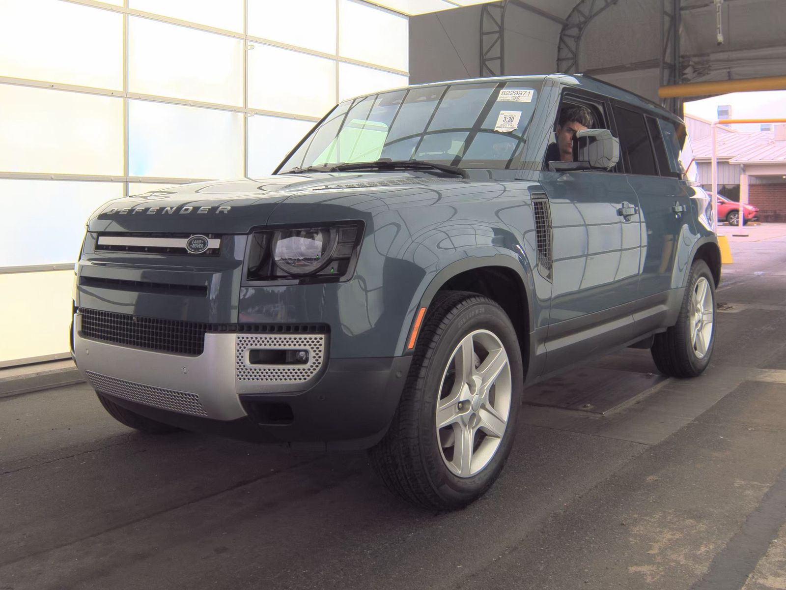 2020 Land Rover Defender 110 SE AWD