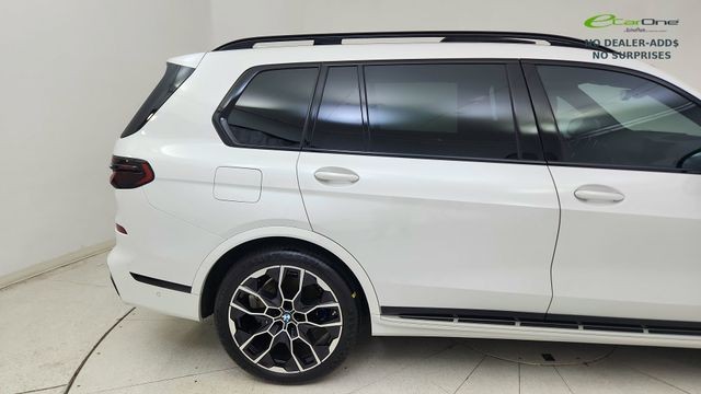 2023 BMW X7 xDrive40i AWD