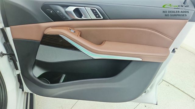 2023 BMW X7 xDrive40i AWD
