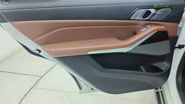 2023 BMW X7 xDrive40i AWD