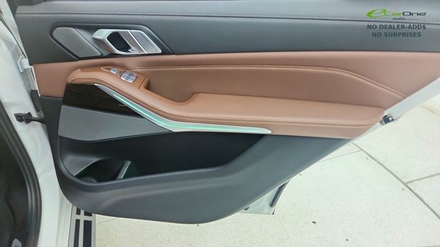 2023 BMW X7 xDrive40i AWD
