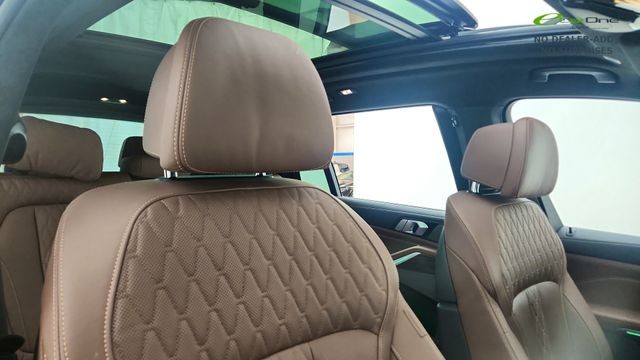 2023 BMW X7 xDrive40i AWD