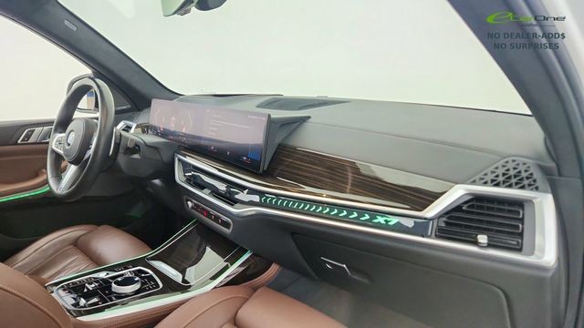 2023 BMW X7 xDrive40i AWD