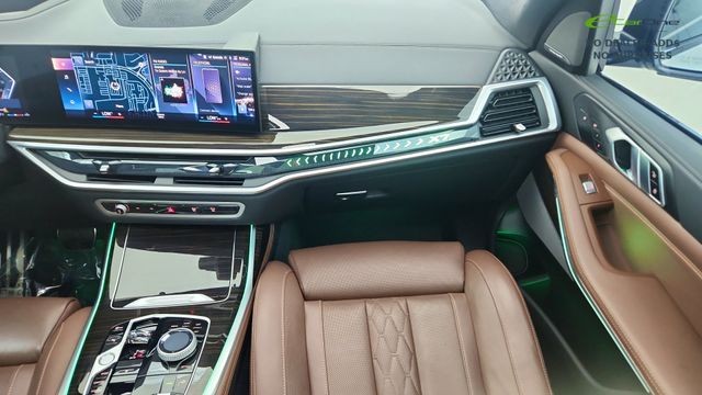 2023 BMW X7 xDrive40i AWD