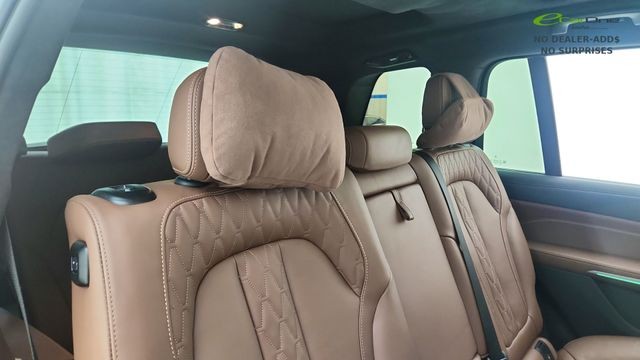2023 BMW X7 xDrive40i AWD