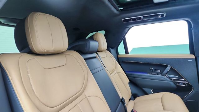 2024 Land Rover Range Rover Sport Plug-In Hybrid Autobiography AWD