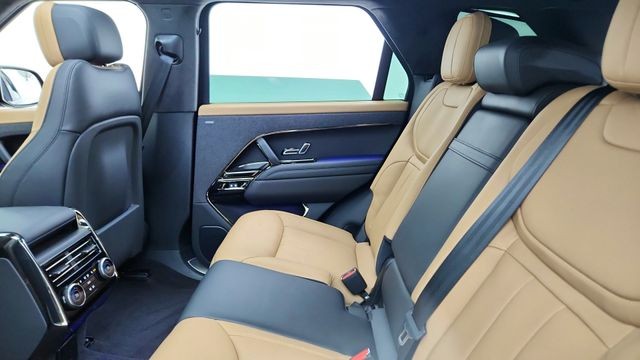 2024 Land Rover Range Rover Sport Plug-In Hybrid Autobiography AWD