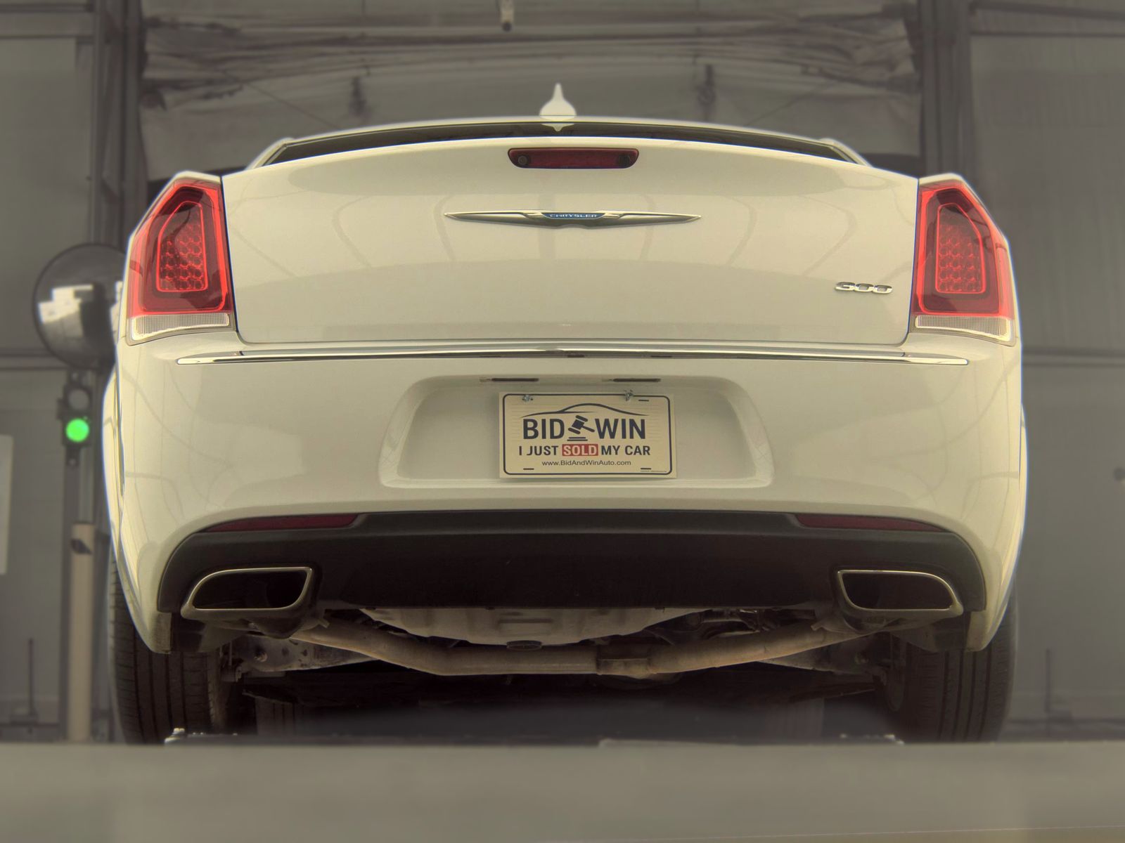 CHRYSLER 300 - 8