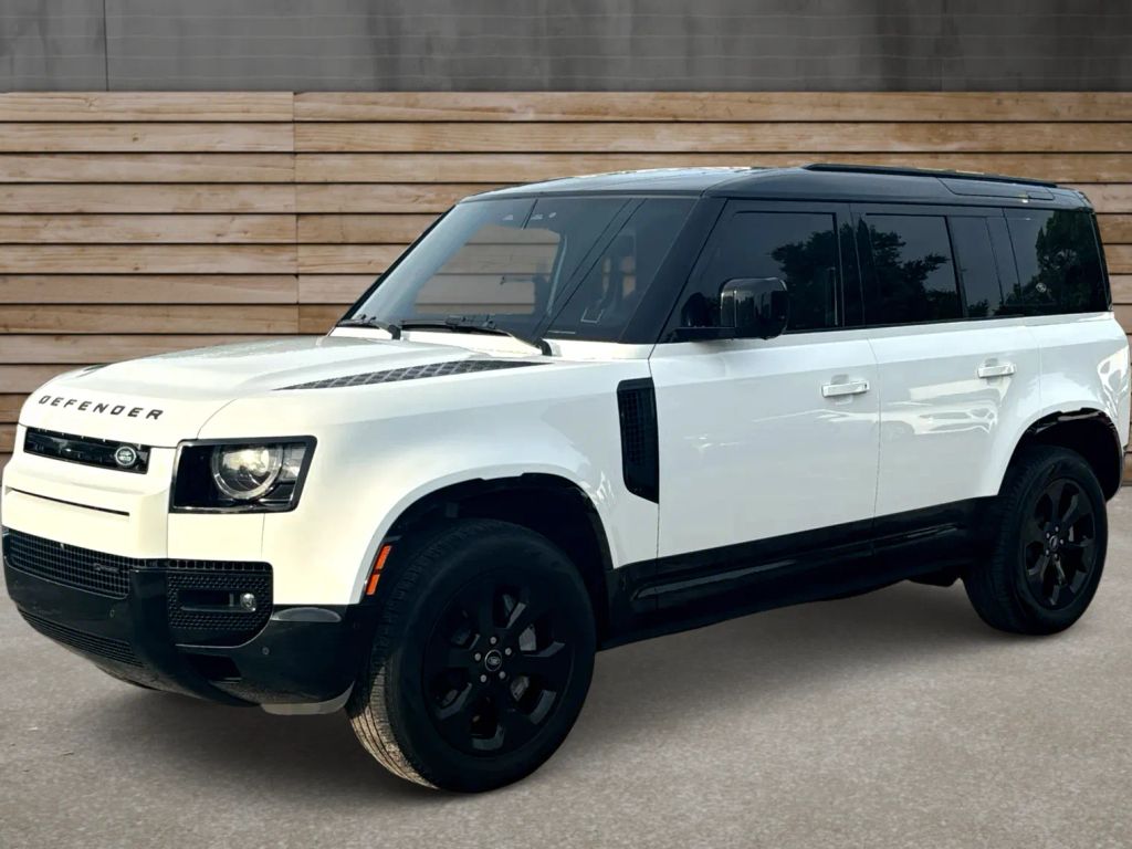 2022 Land Rover Defender 110 X-Dynamic SE AWD