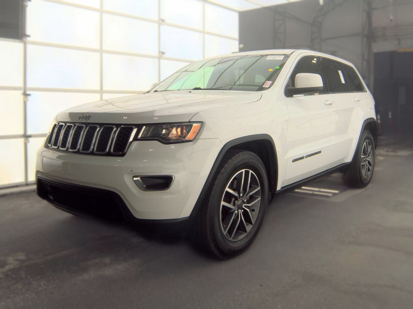 2019 Jeep Grand Cherokee Laredo E Edition RWD
