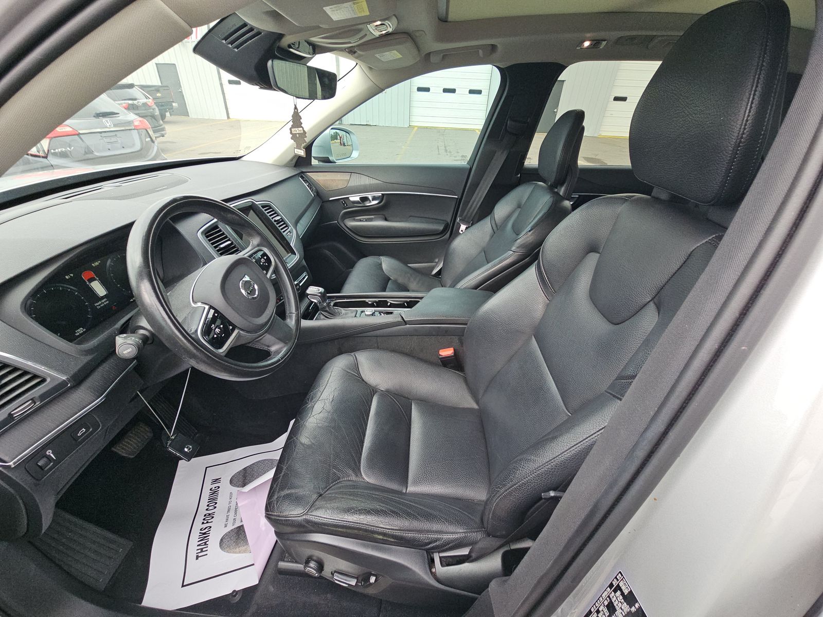 2020 Volvo XC90 T6 Momentum AWD
