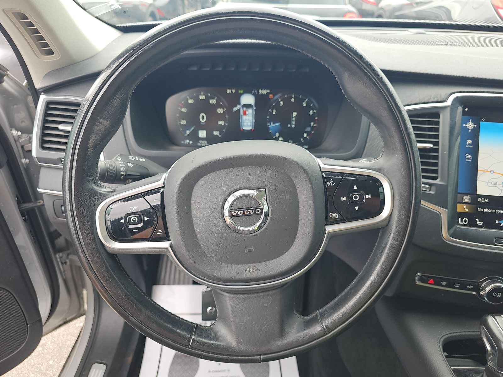 2020 Volvo XC90 T6 Momentum AWD