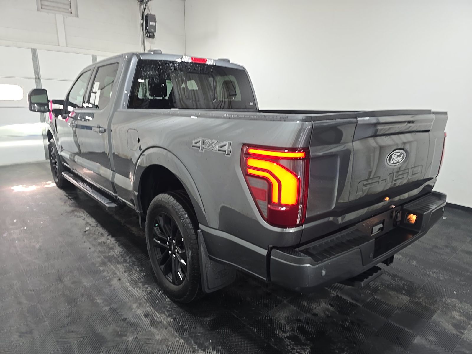 2026 Ford F-150 Lariat AWD