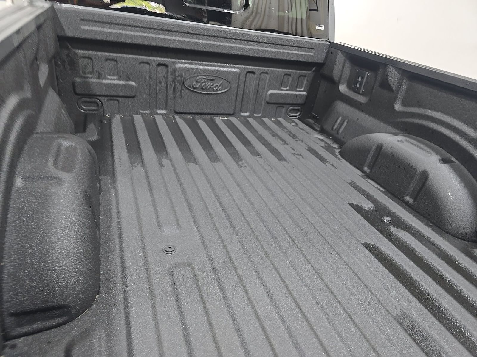 2026 Ford F-150 Lariat AWD