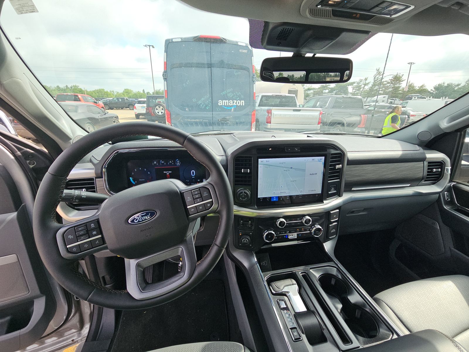 2025 Ford F-150 Lariat AWD