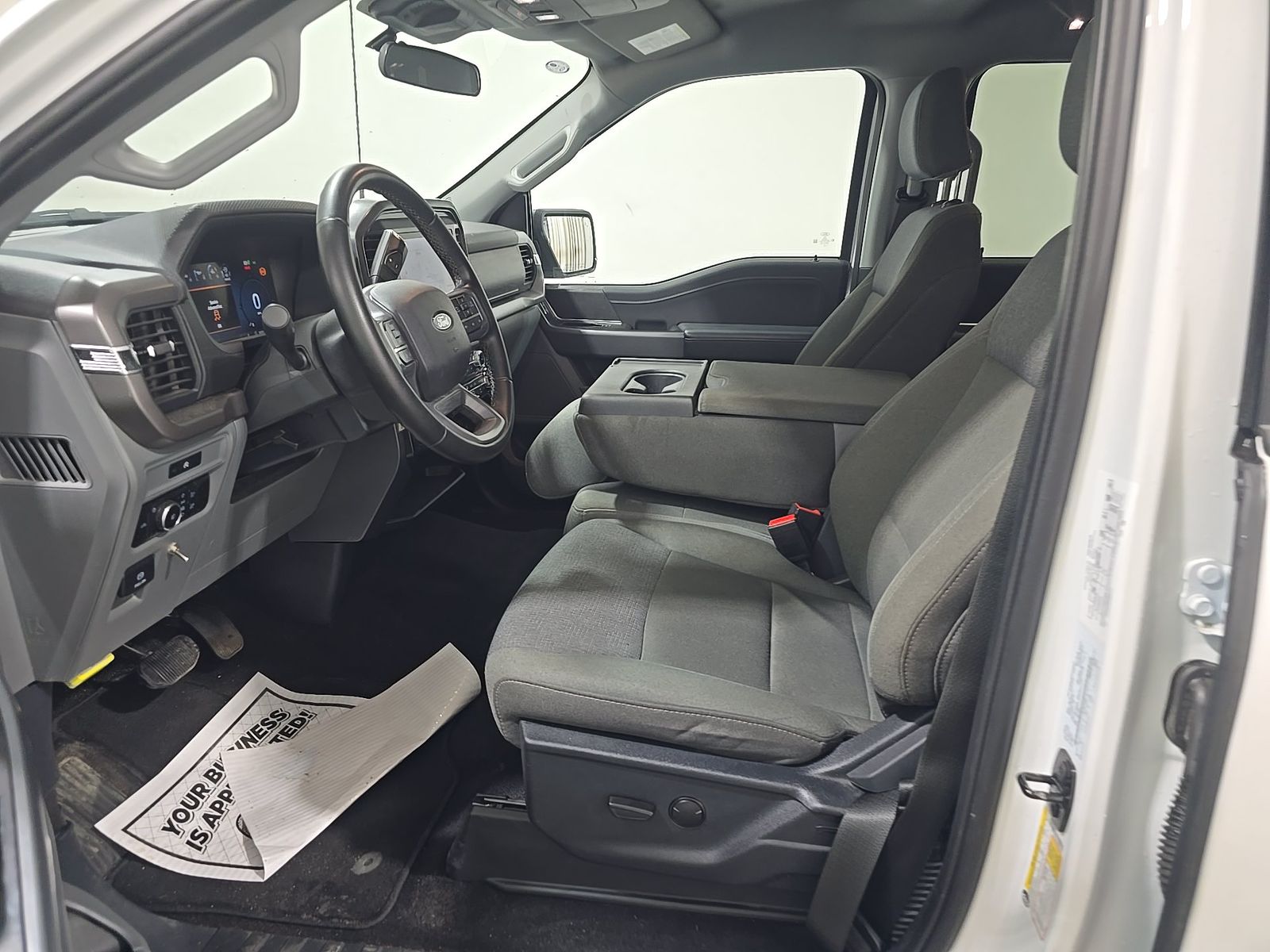 2025 Ford F-150 XLT AWD
