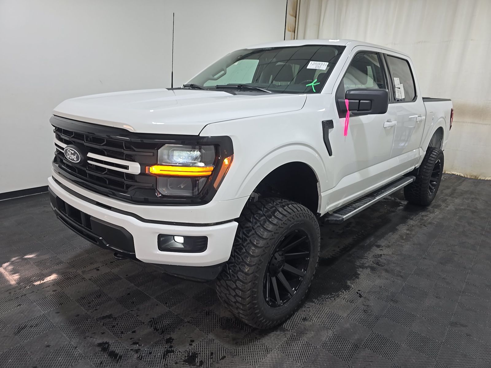 2025 Ford F-150 XLT AWD